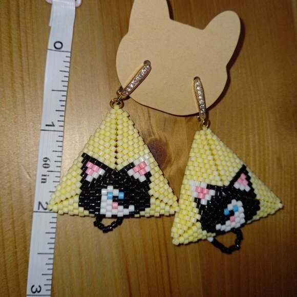 Luxury Thomas the Cat 🐾 Double-Sided Beaded Earrings • 18K Gold Plated •3D Tail - Picture 8 of 9